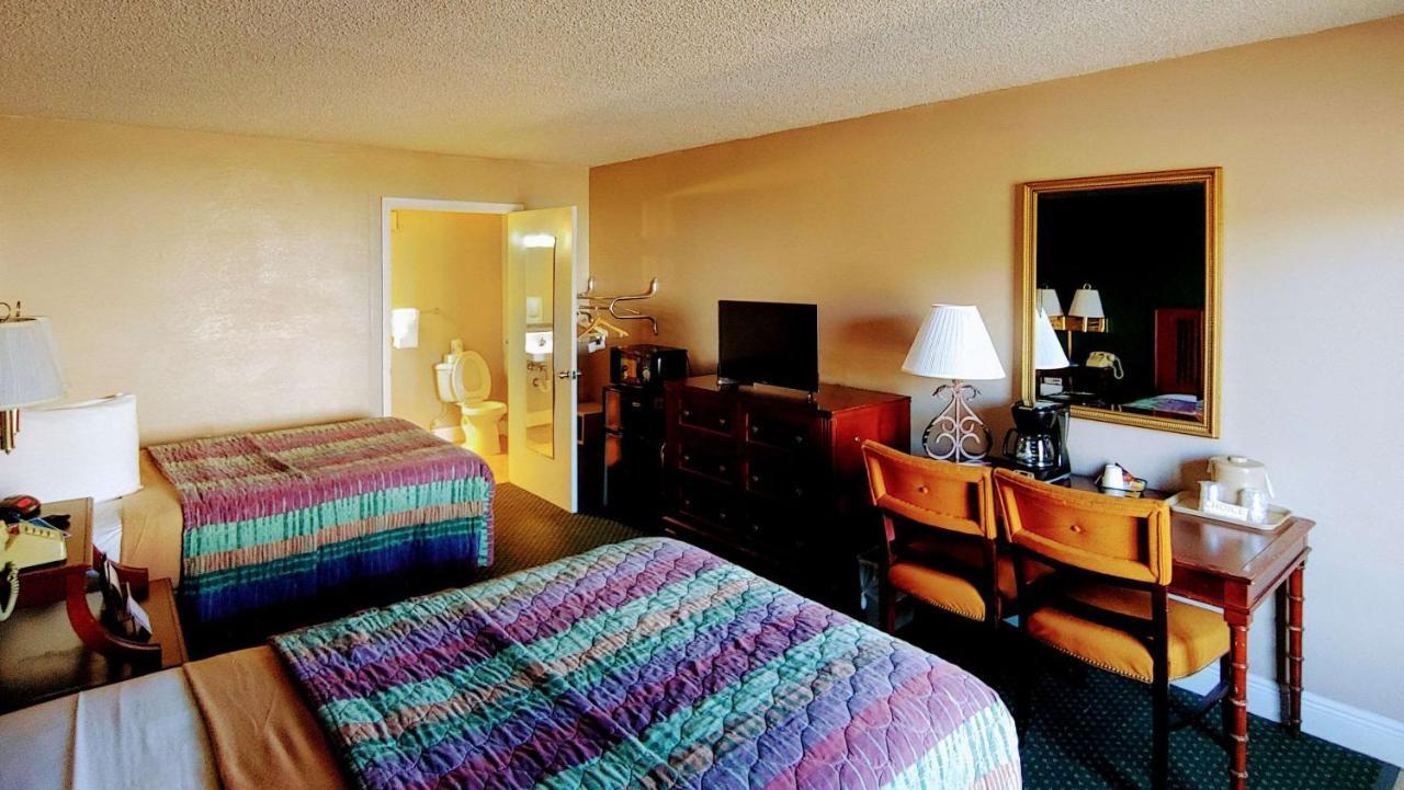 Main Gate Kissimmee Formally Road Way Inn Celebration Bagian luar foto