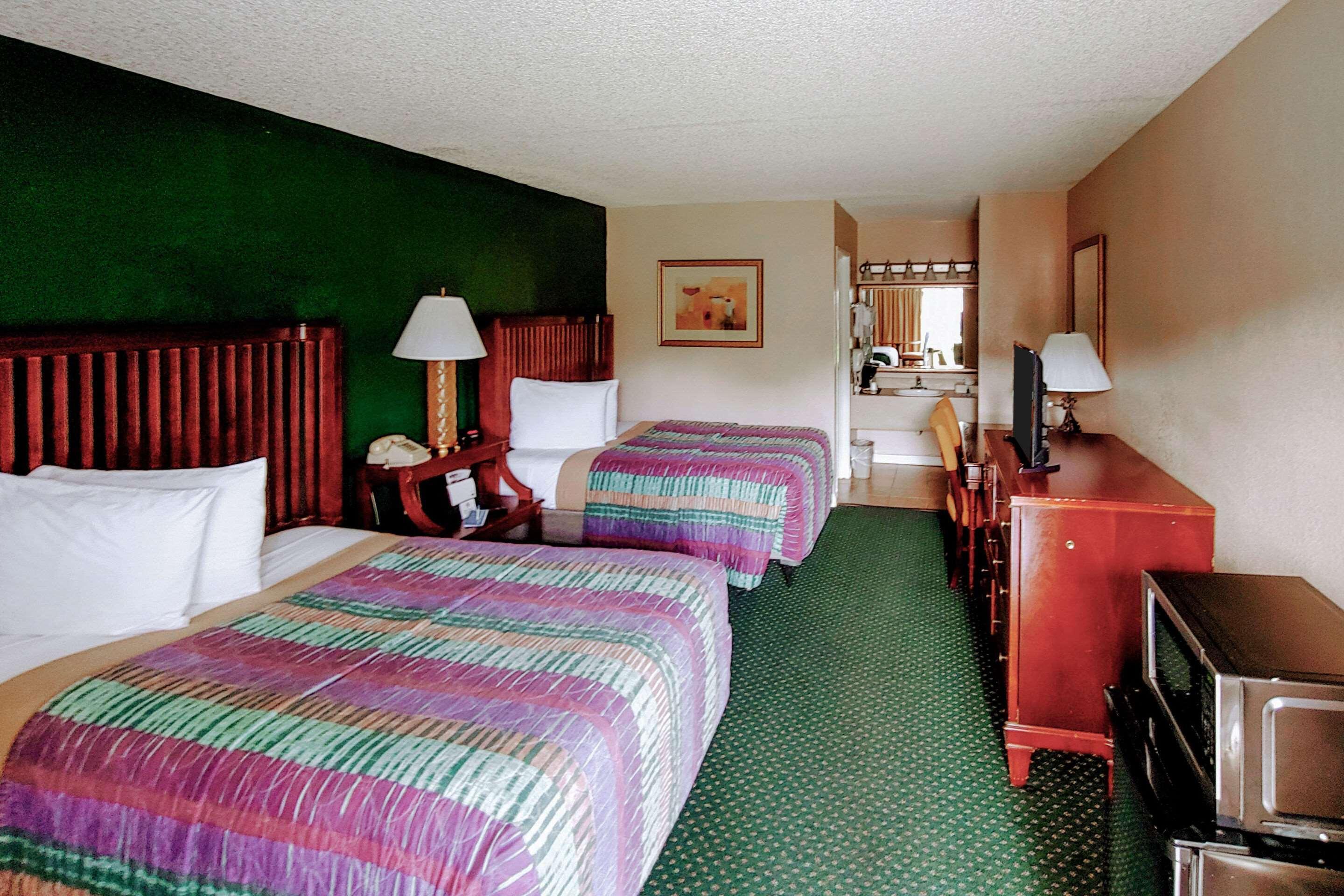 Main Gate Kissimmee Formally Road Way Inn Celebration Bagian luar foto