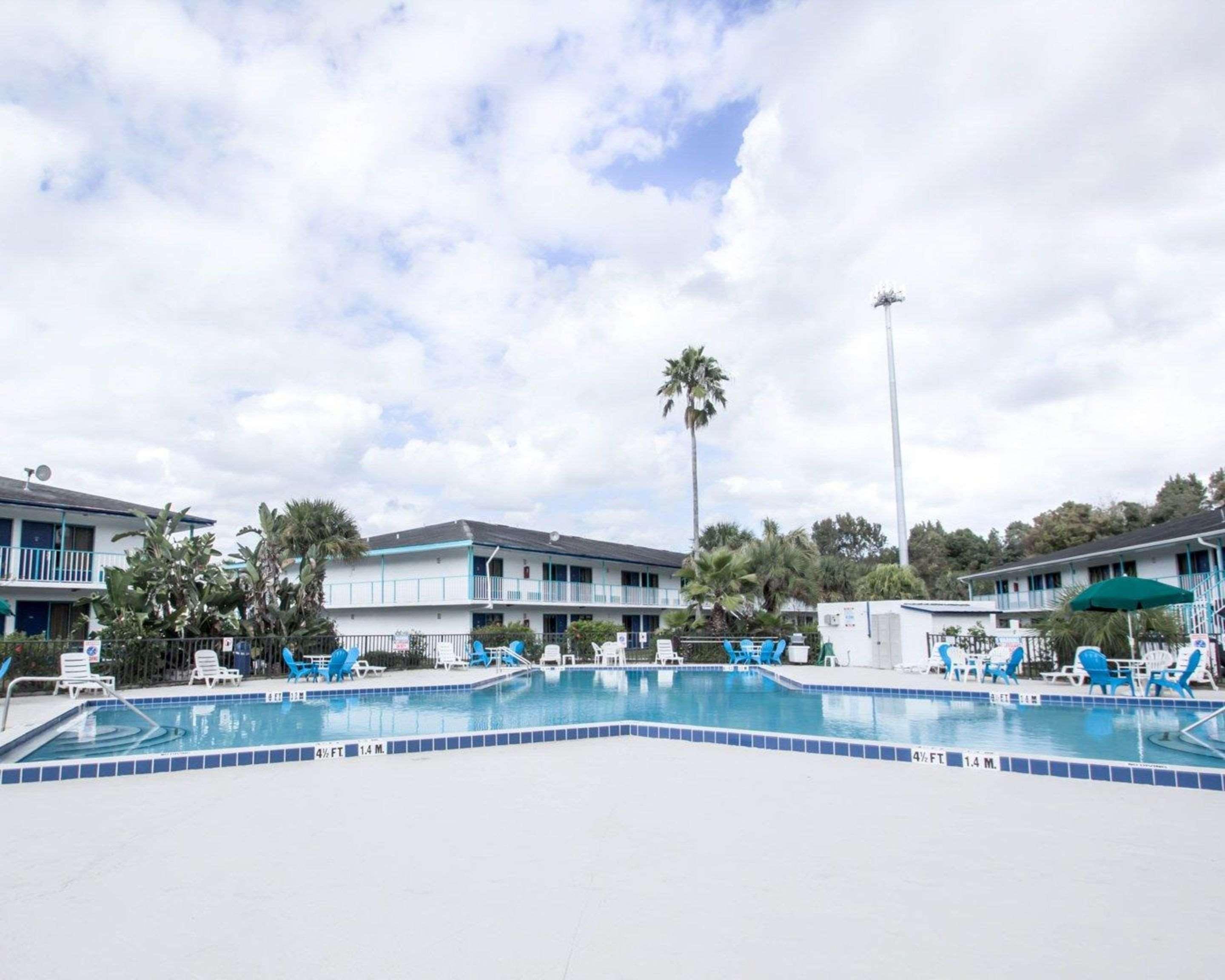Main Gate Kissimmee Formally Road Way Inn Celebration Bagian luar foto