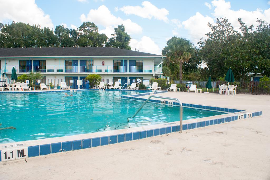 Main Gate Kissimmee Formally Road Way Inn Celebration Bagian luar foto